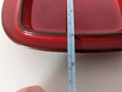 beurrier en grès émaillé rouge