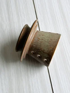 Beurrier en grès, poterie artisanale