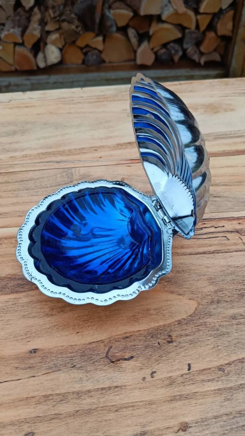 Beurrier en métal argenté et verre bleu