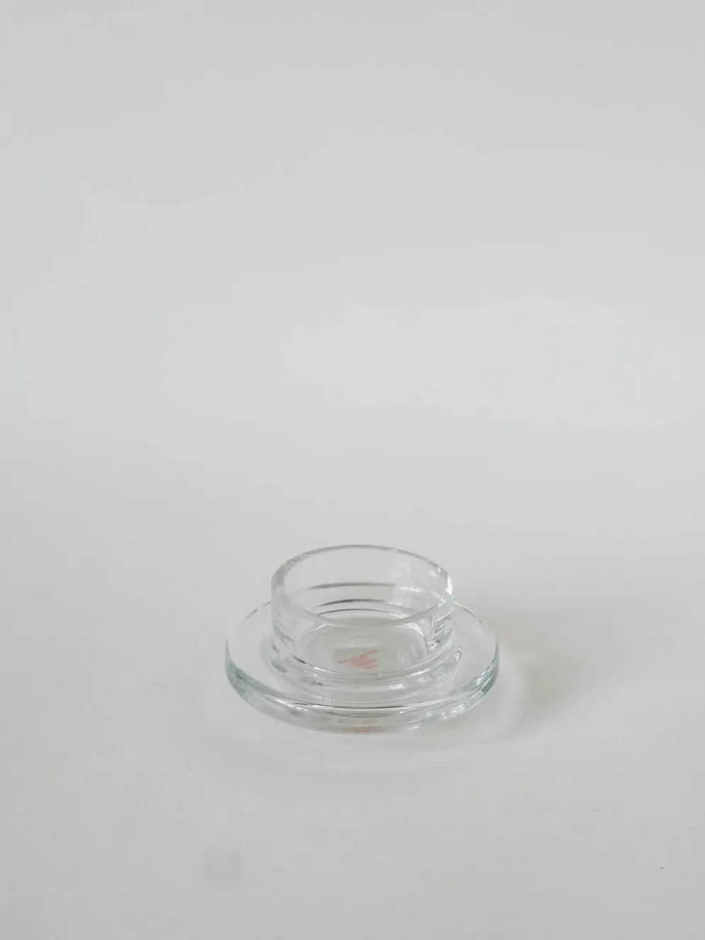 Beurrier en métal argenté et verre, St Hilaire, 1950