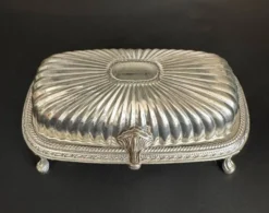 Beurrier en métal argenté XX siècle