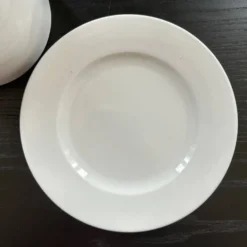 Beurrier en porcelaine