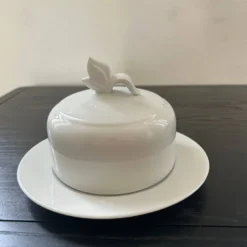 Beurrier en porcelaine
