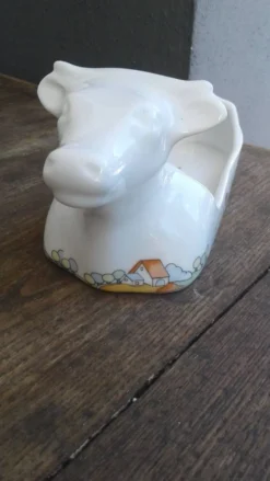 Beurrier en porcelaine