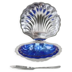 Beurrier en verre bleu vintage en forme de coquille Saint-Jacques de la reine Anne
