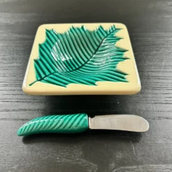 Beurrier et couteau décor feuille
