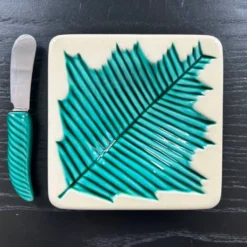 Beurrier et couteau décor feuille