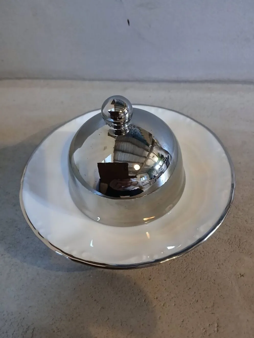 Beurrier individuel en porcelaine