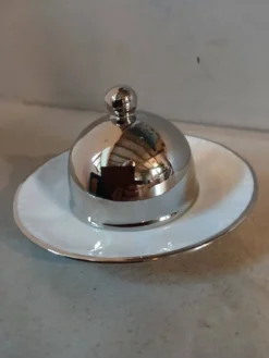Beurrier individuel en porcelaine