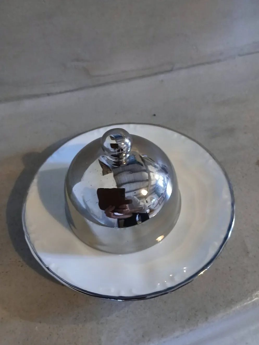 Beurrier individuel en porcelaine