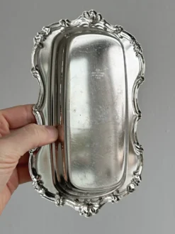 Beurrier inox brillant avec couvercle