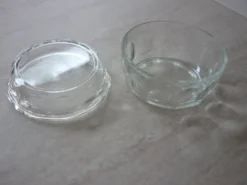 Beurrier ou sucrier en verre art déco vintage