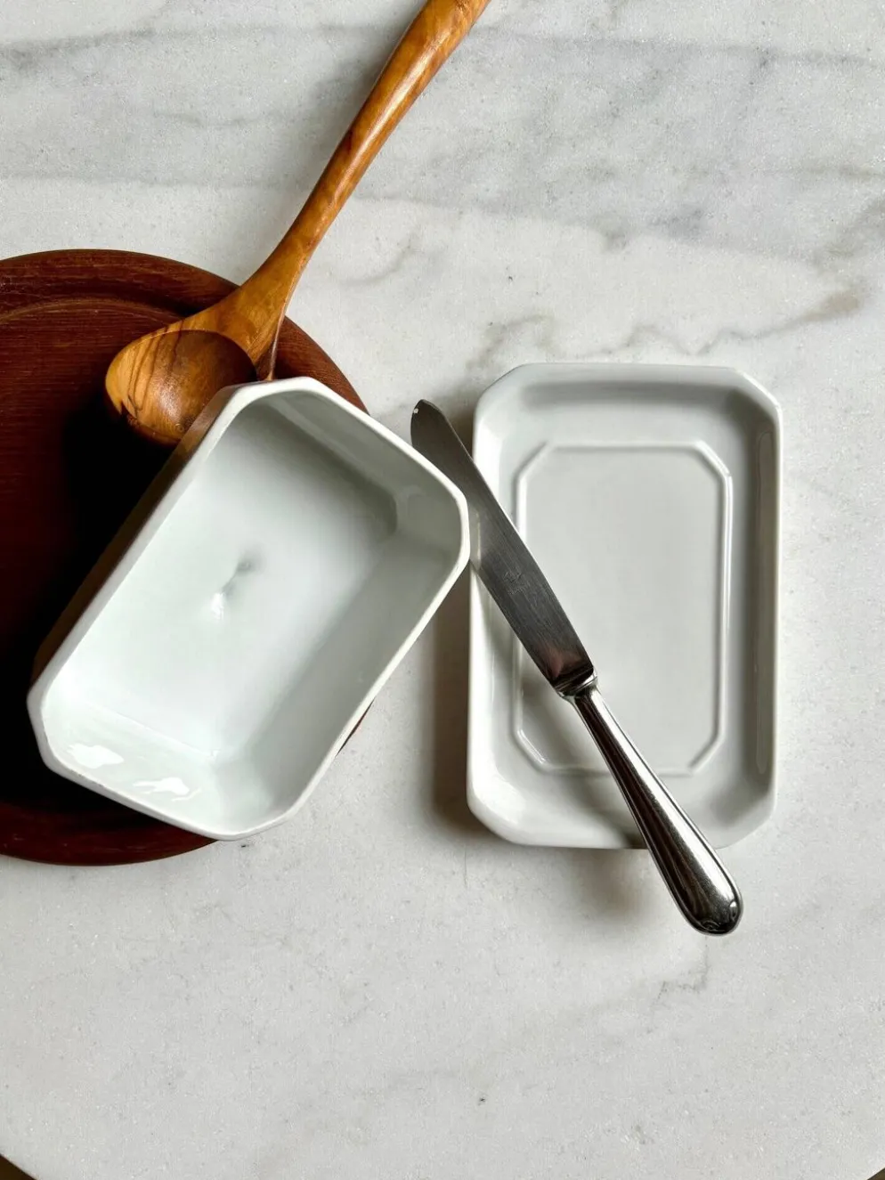 Beurrier Pillivuyt en porcelaine blanche