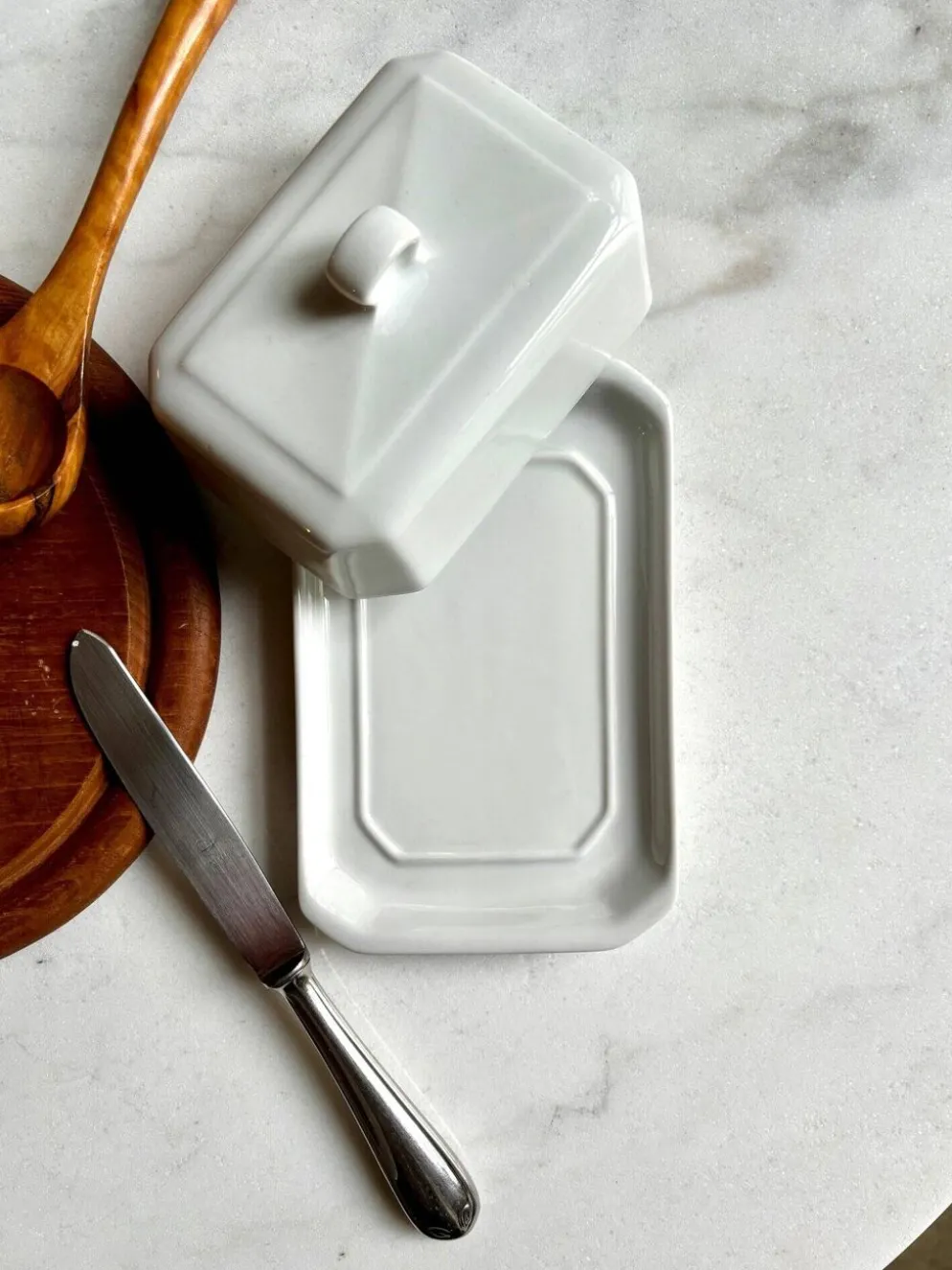 Beurrier Pillivuyt en porcelaine blanche