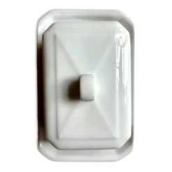 Beurrier Pillivuyt en porcelaine blanche