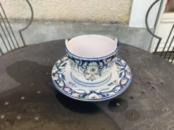 Beurrier, sauciere en faience Vieux Rouen, fait main, made in france, motif floral, vintage