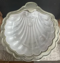 Beurrier vintage coquillage en métal argenté et verre