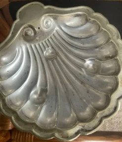 Beurrier vintage coquillage en métal argenté et verre