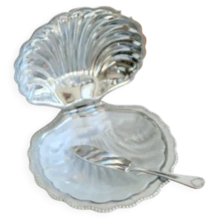 Beurrier vintage coquillage en métal argenté et verre avec couteau - Style