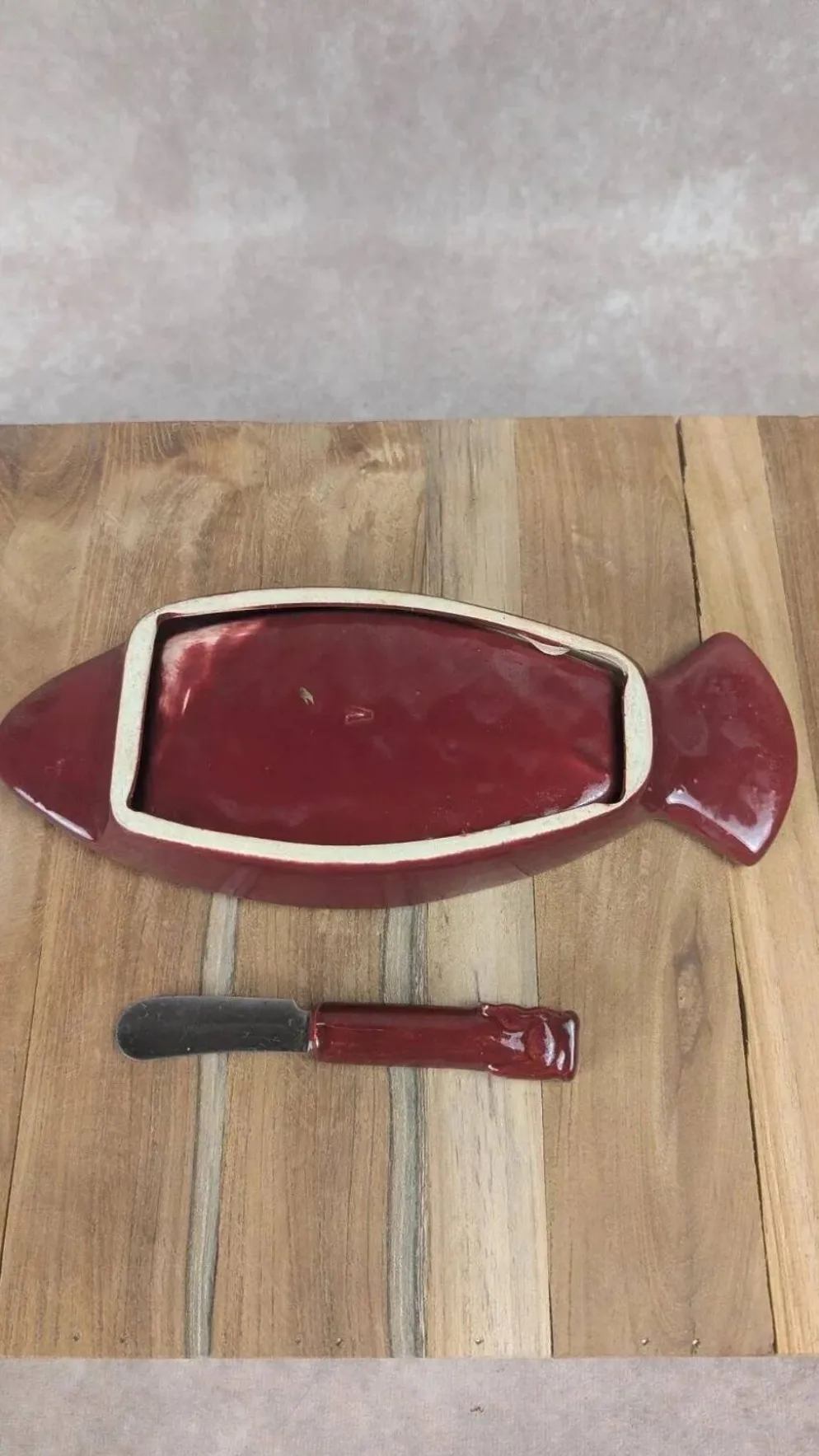 Beurrier vintage en céramique rouge + couteau assorti