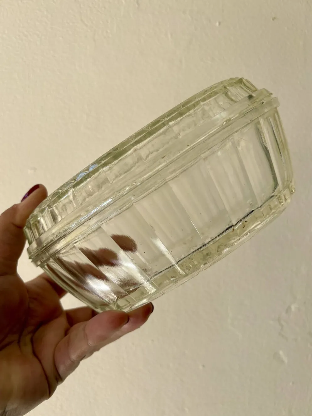 Beurrier vintage en verre à décor de vache