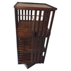 Bibliothèqie tournante sur socle