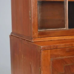 Bibliothèque ancienne en acajou avec verre soufflé, Angleterre, XXe siècle