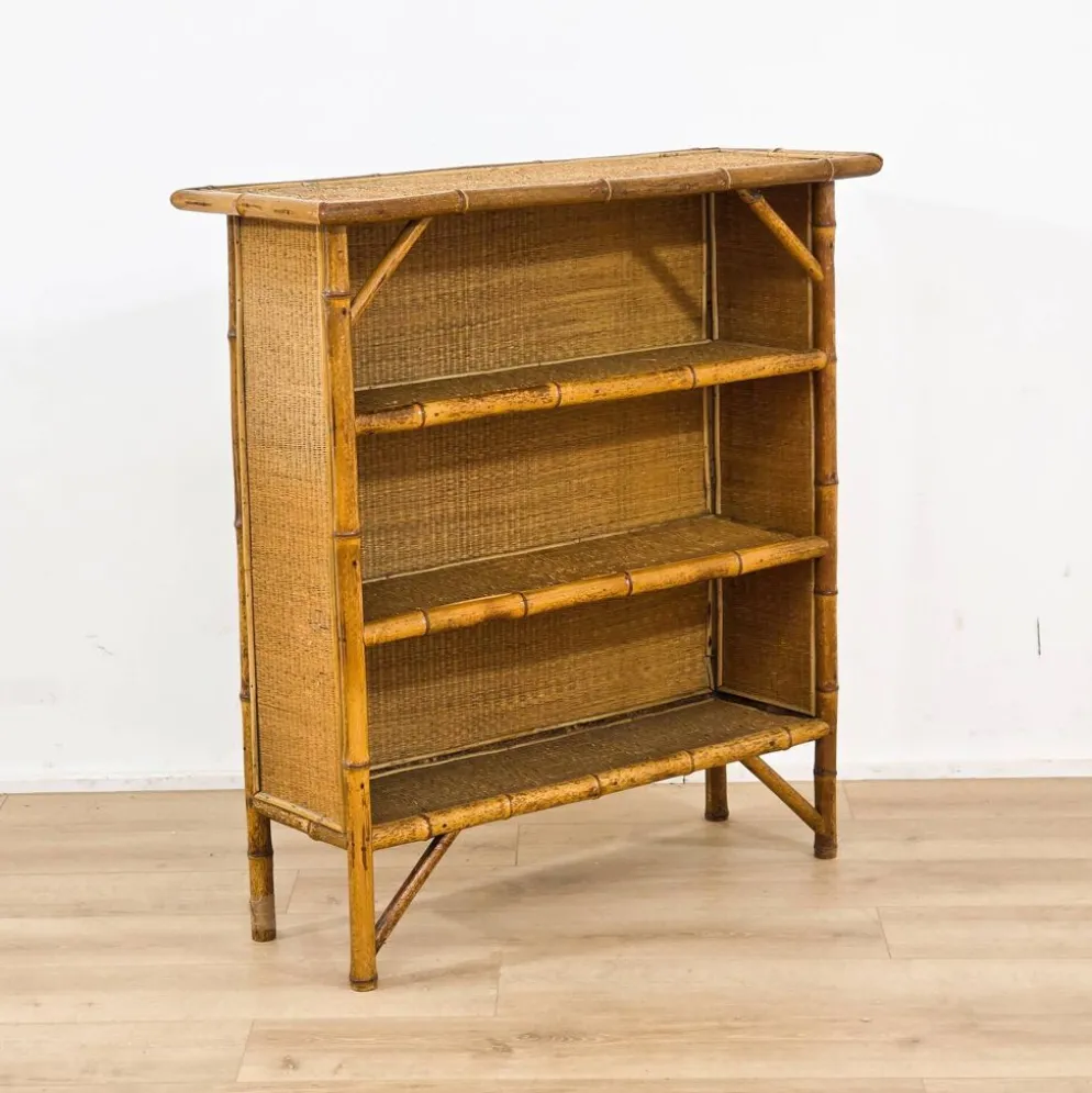 Bibliothèque ancienne en bambou et rotin – XIXᵉ siècle