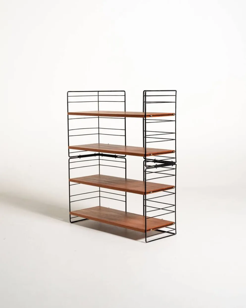 Bibliothèque autoportante scandinave en teck et métal, années 1960