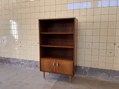 Bibliothèque belge vintage