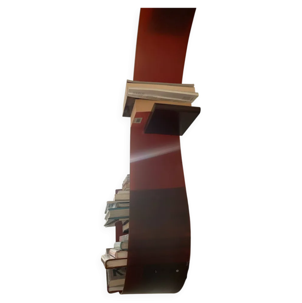 Bibliothèque Bookworm édition Kartell couleur vin rouge