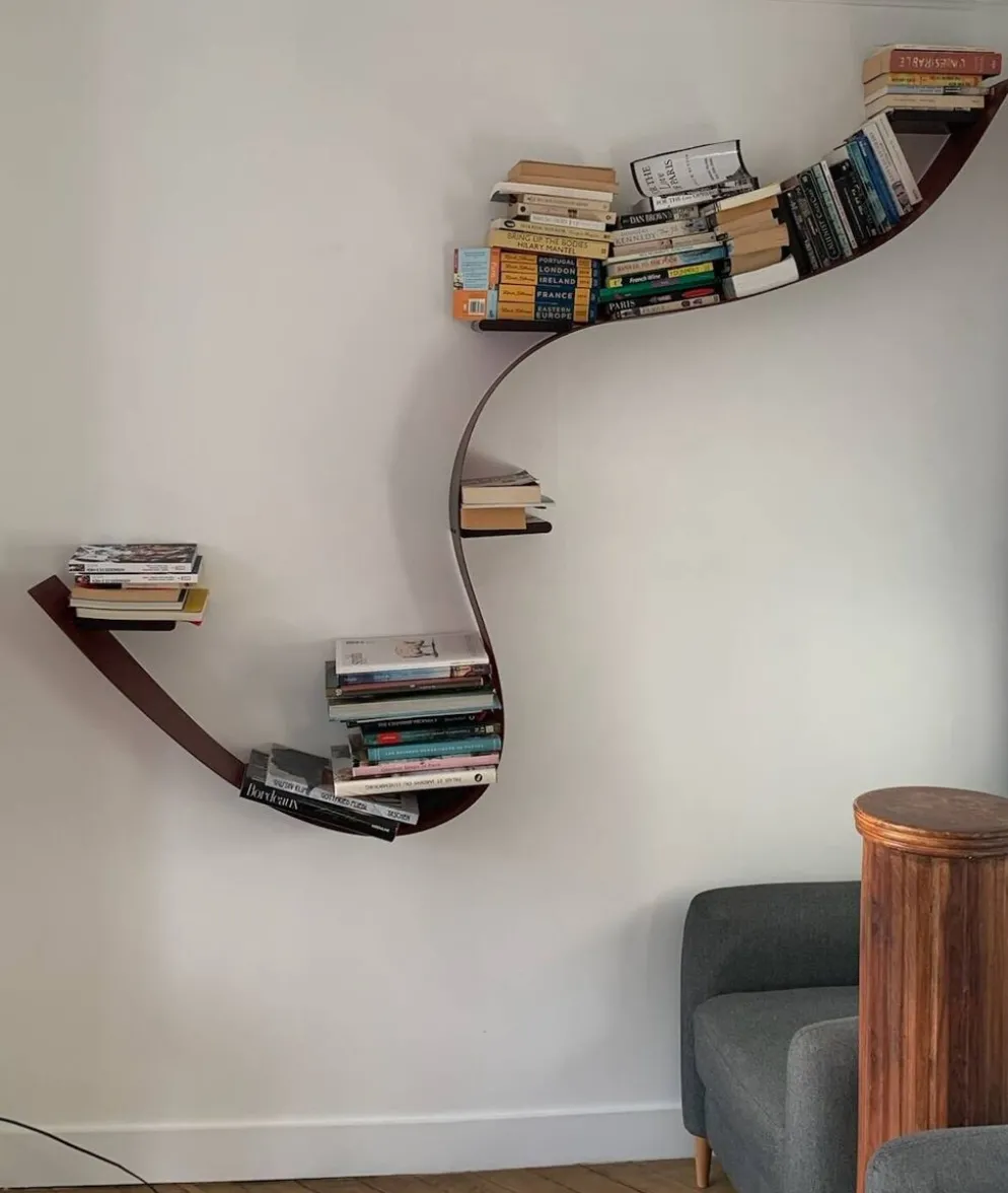 Bibliothèque Bookworm édition Kartell couleur vin rouge