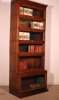 Bibliothèque dit stacking bookcase En chêne De 6 éléments avec une avancée