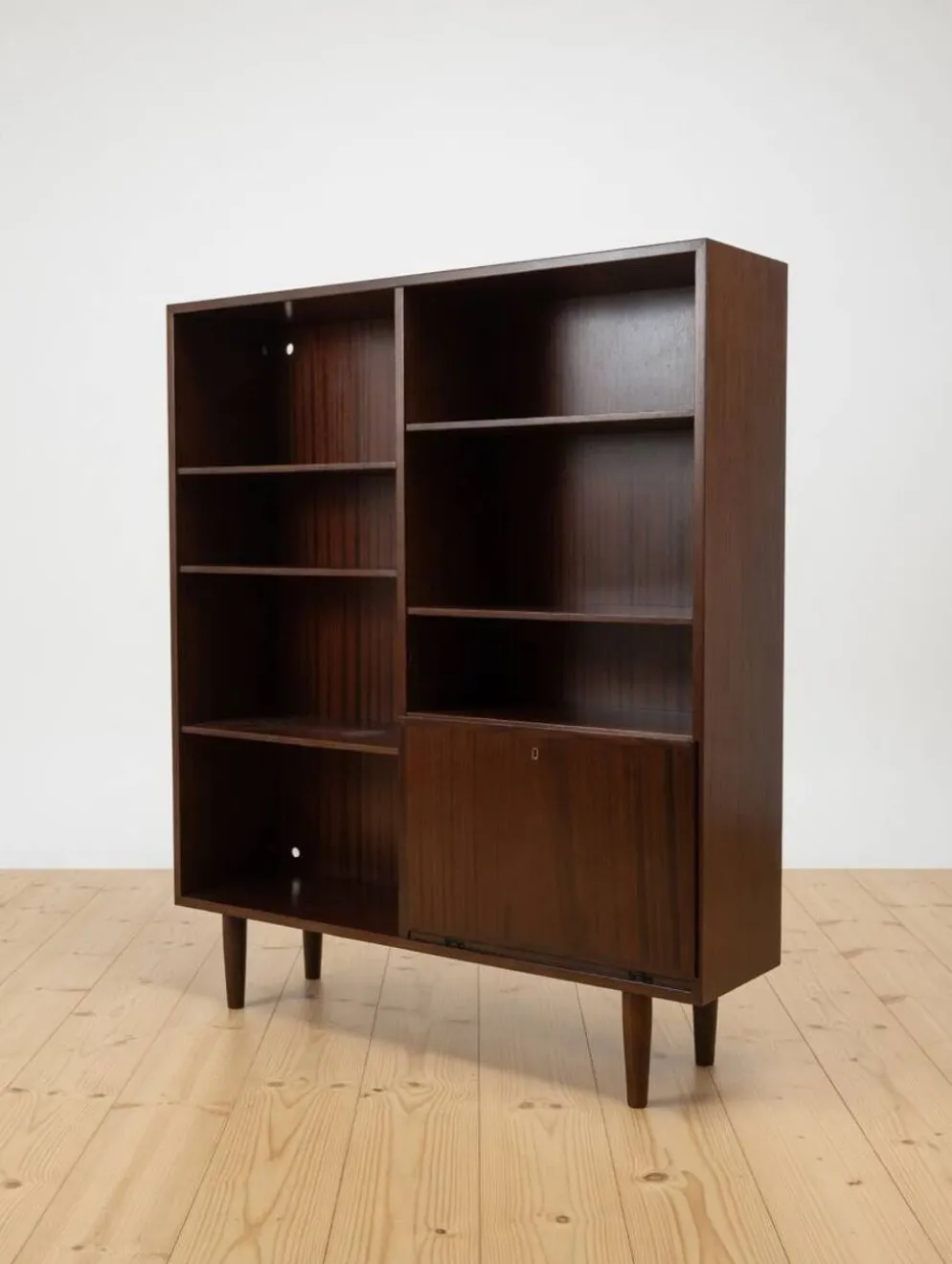 Bibliothèque en acajou modèle 4 par Omann Jun Mobelfabrik, Danemark, années 1970.