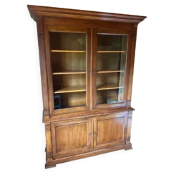 Bibliothèque en bois massif