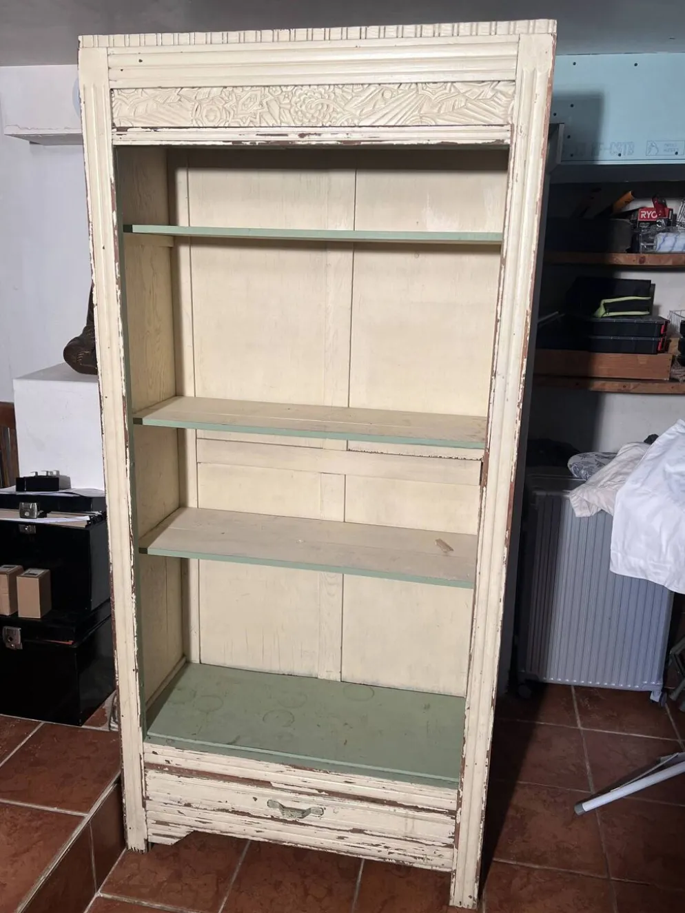 Bibliothèque en bois vintage