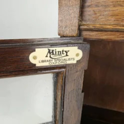 Bibliothèque en chêne anglais par Minty Library Specialists, Oxford, années 1920.