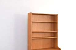 Bibliothèque en chêne danois des années 1960.