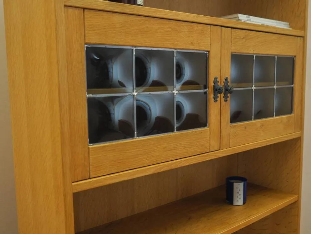 Bibliothèque en chêne Henning Kjærnulf avec portes en verre, danoise des années 1960