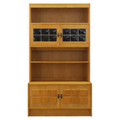 Bibliothèque en chêne Henning Kjærnulf avec portes en verre, danoise des années 1960