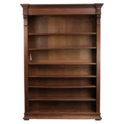 Bibliothèque en chêne néerlandais antique du début du 20e siècle avec des détails élégants.