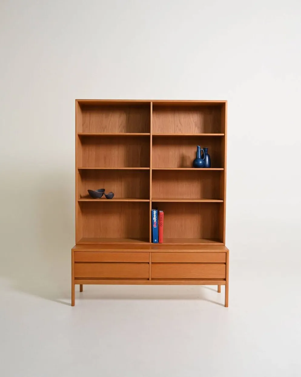 Bibliothèque en chêne scandinave, années 1960