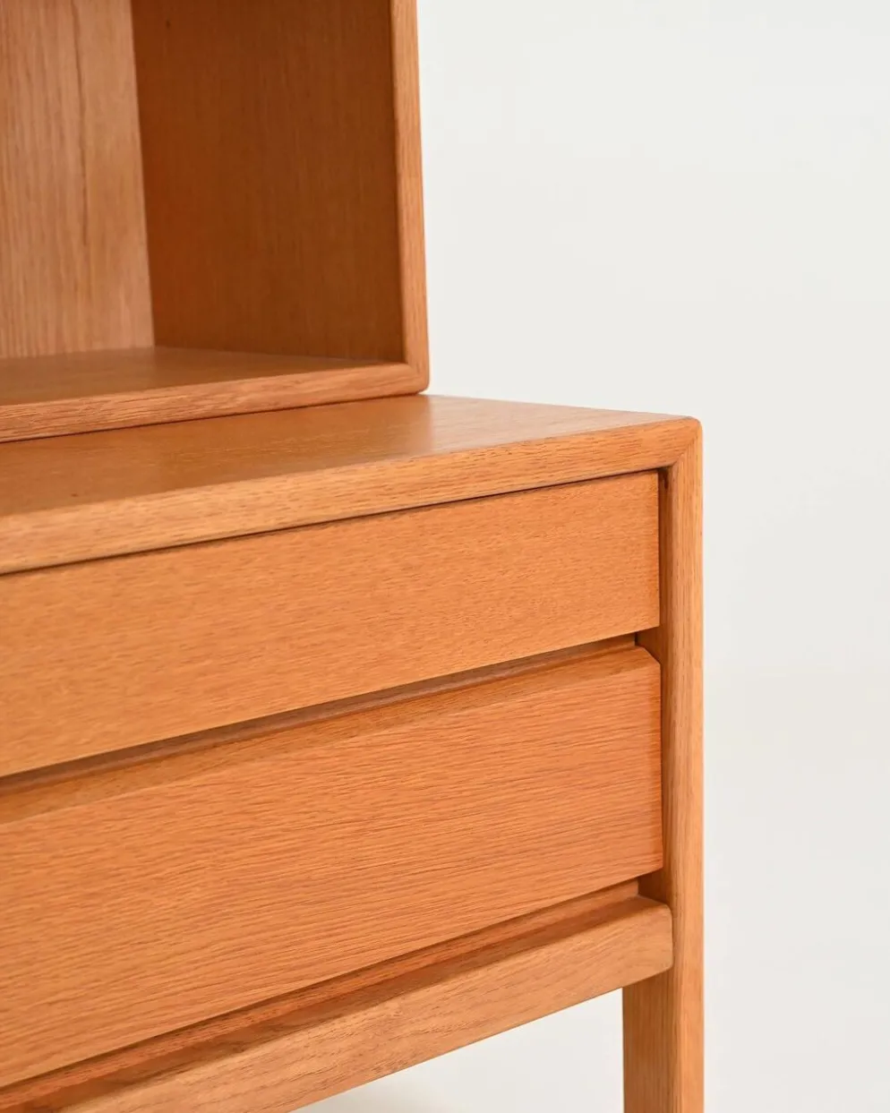 Bibliothèque en chêne scandinave, années 1960