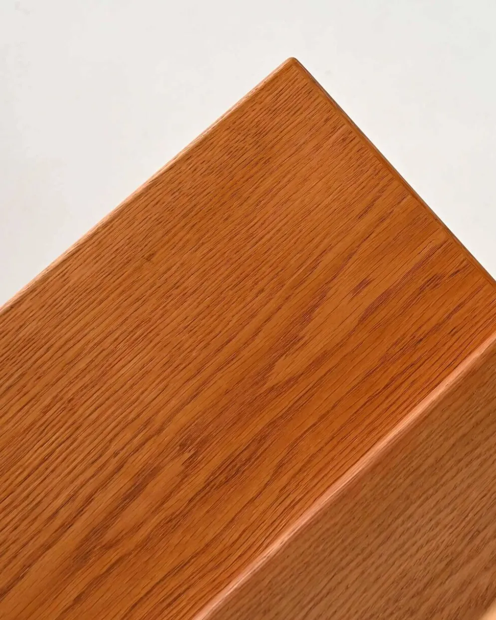 Bibliothèque en chêne scandinave, années 1960