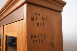 Bibliothèque en pin monumental de l'école de Varsovie, Pologne, années 1920