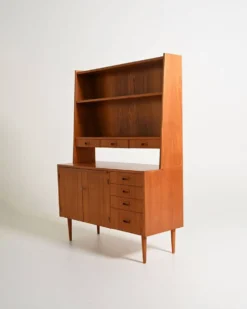 Bibliothèque en teck avec bureau, production scandinave, années 1960.