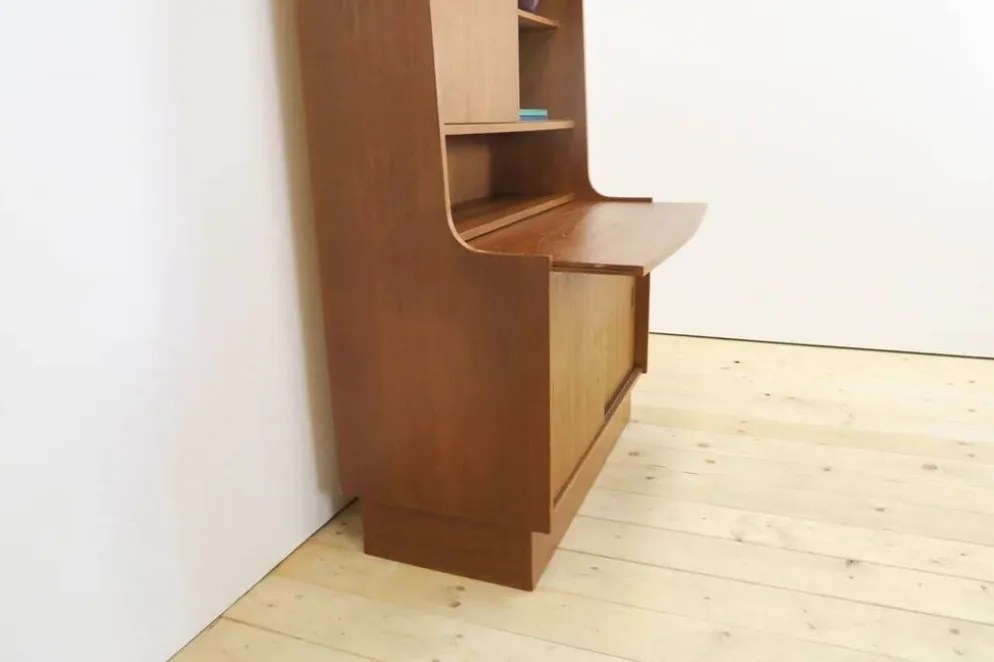 Bibliothèque en teck avec unité de rangement, années 1960