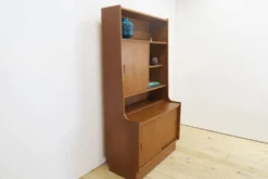 Bibliothèque en teck avec unité de rangement, années 1960