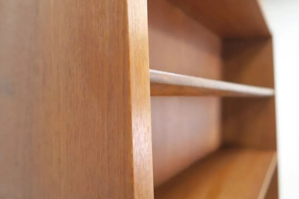 Bibliothèque en teck Mid-Century – Johannes Sorth (Danemark, années 1960)