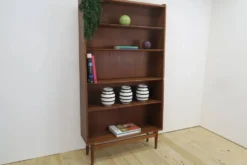 Bibliothèque en teck Mid-Century – Johannes Sorth (Danemark, années 1960)
